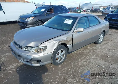 2000 Lexus Es 300 из США, поврежденный, VIN JT8BF28G8Y0240797